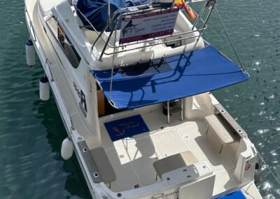 Barco Yo Te Espero para paseos en barco, salidas de pesca y eventos privados en Benalmádena